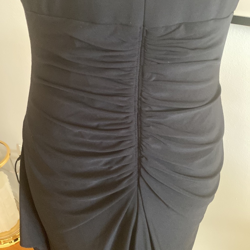 Dress - Picture 7 of 10